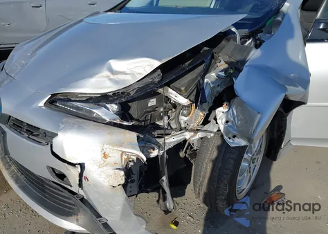 2020 Toyota Prius Le из США, поврежденный, VIN JTDKARFU7L3119428